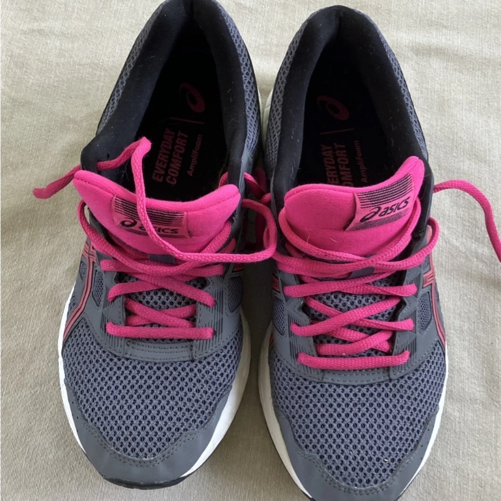 ASICS Gel Contend 5  Women's Gray and Hot Pink Athletic Running Sneakers
